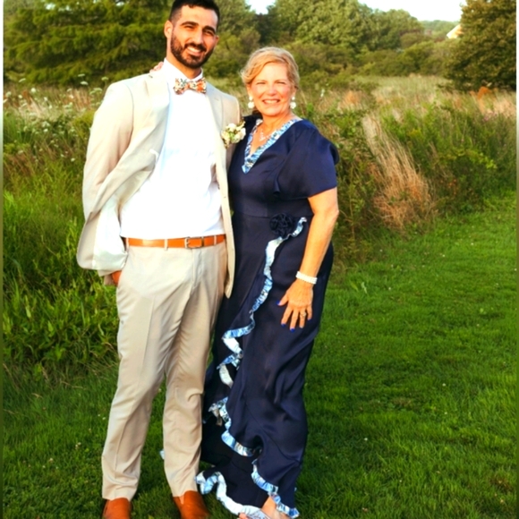 Elegantly Enhanced & Customized by a Courier-Dress-Designer - Mother of Groom - Picture 7 of 15